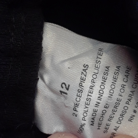 Black Zip up dress pants size 12 - Picture 2 of 5